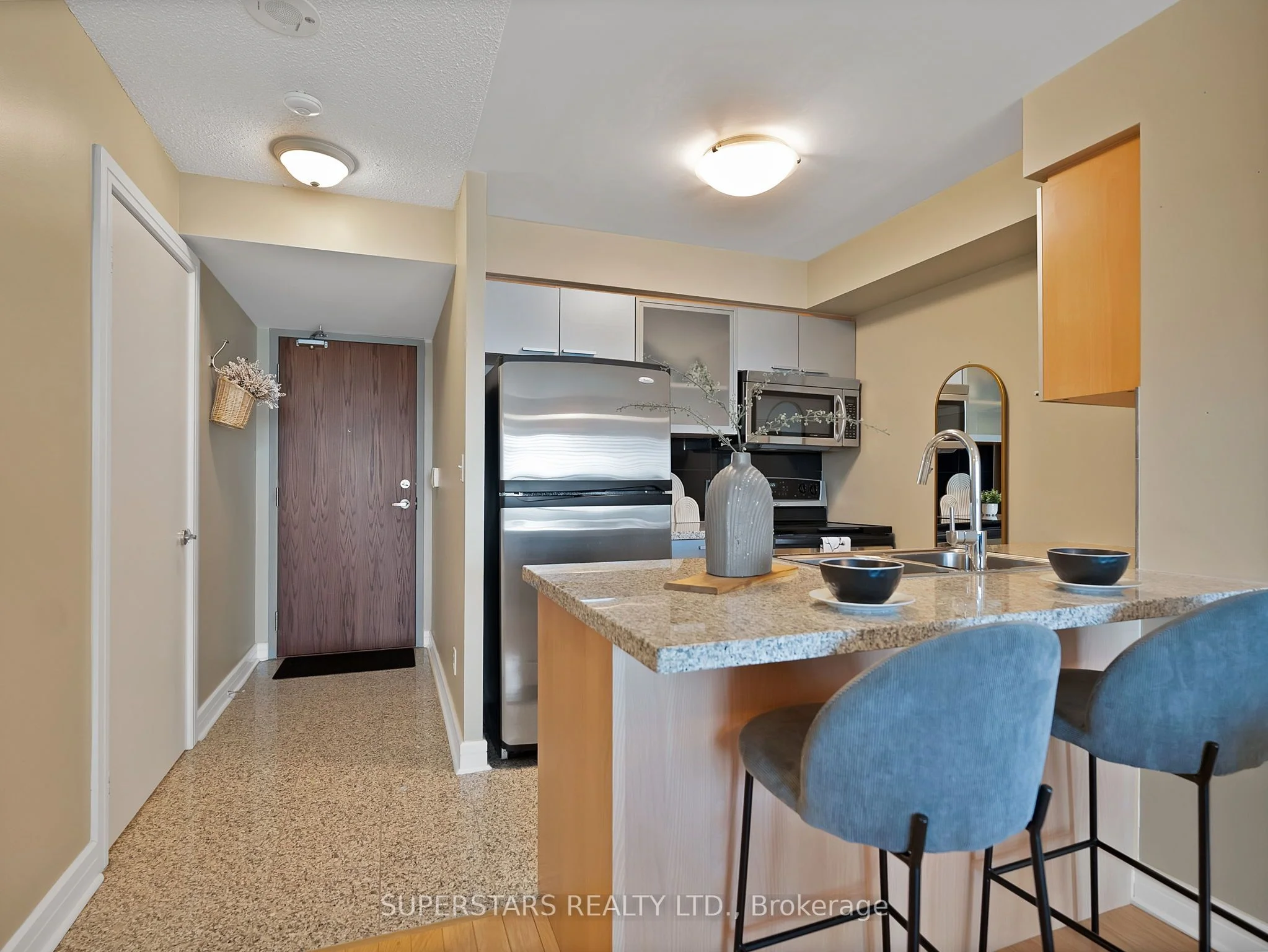 18 Harrison Garden Boulevard 1109, Toronto C14, ON M2N 7J7