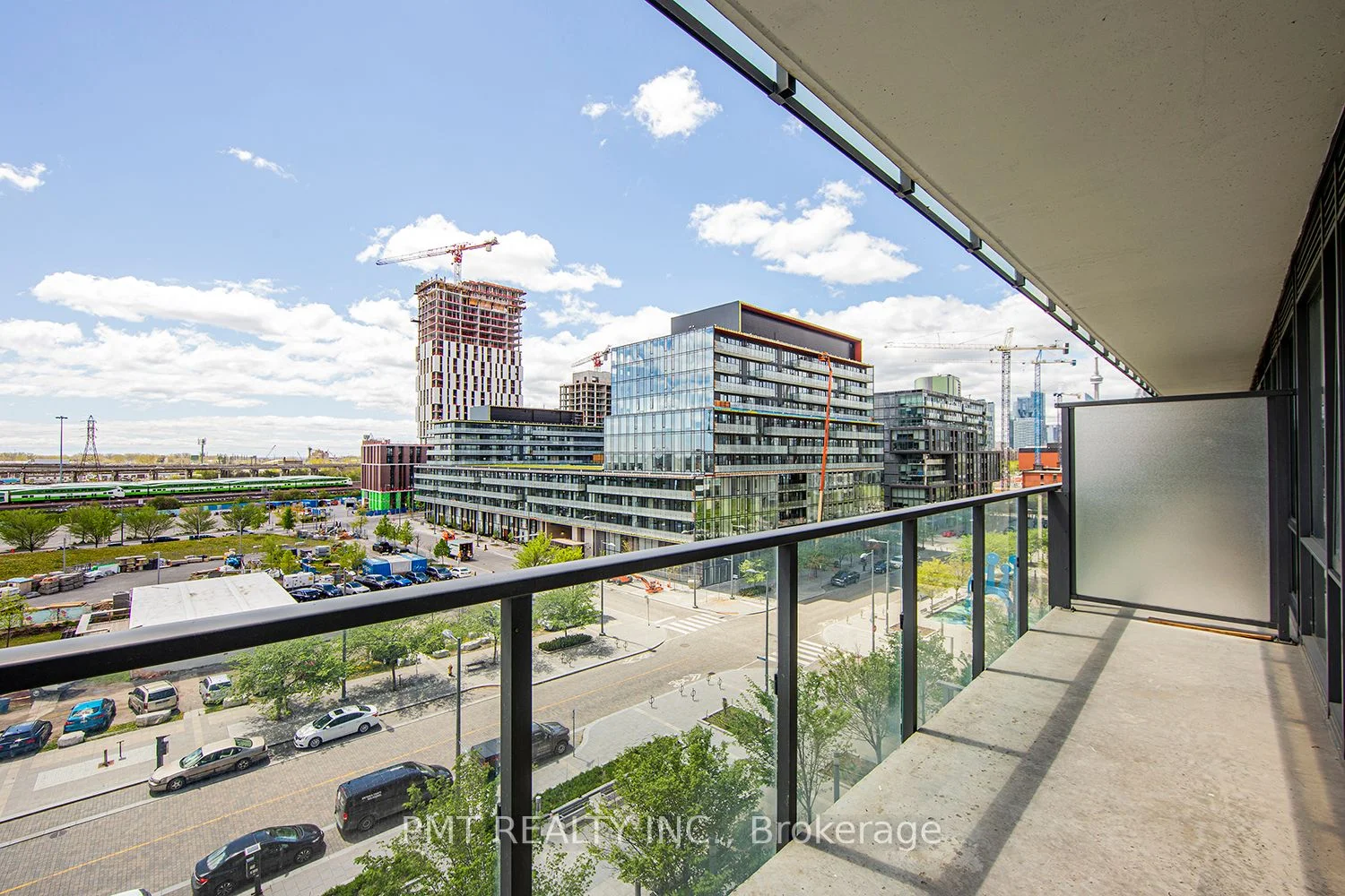 120 Bayview Avenue S507, Toronto C08, ON M5A 0G4
