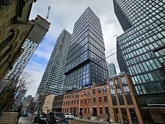 82 Dalhousie Street 2001, Toronto C08, On M5b 0c5