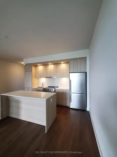 20 Inn On The Park Drive 643, Toronto C13, On M3c 0p8