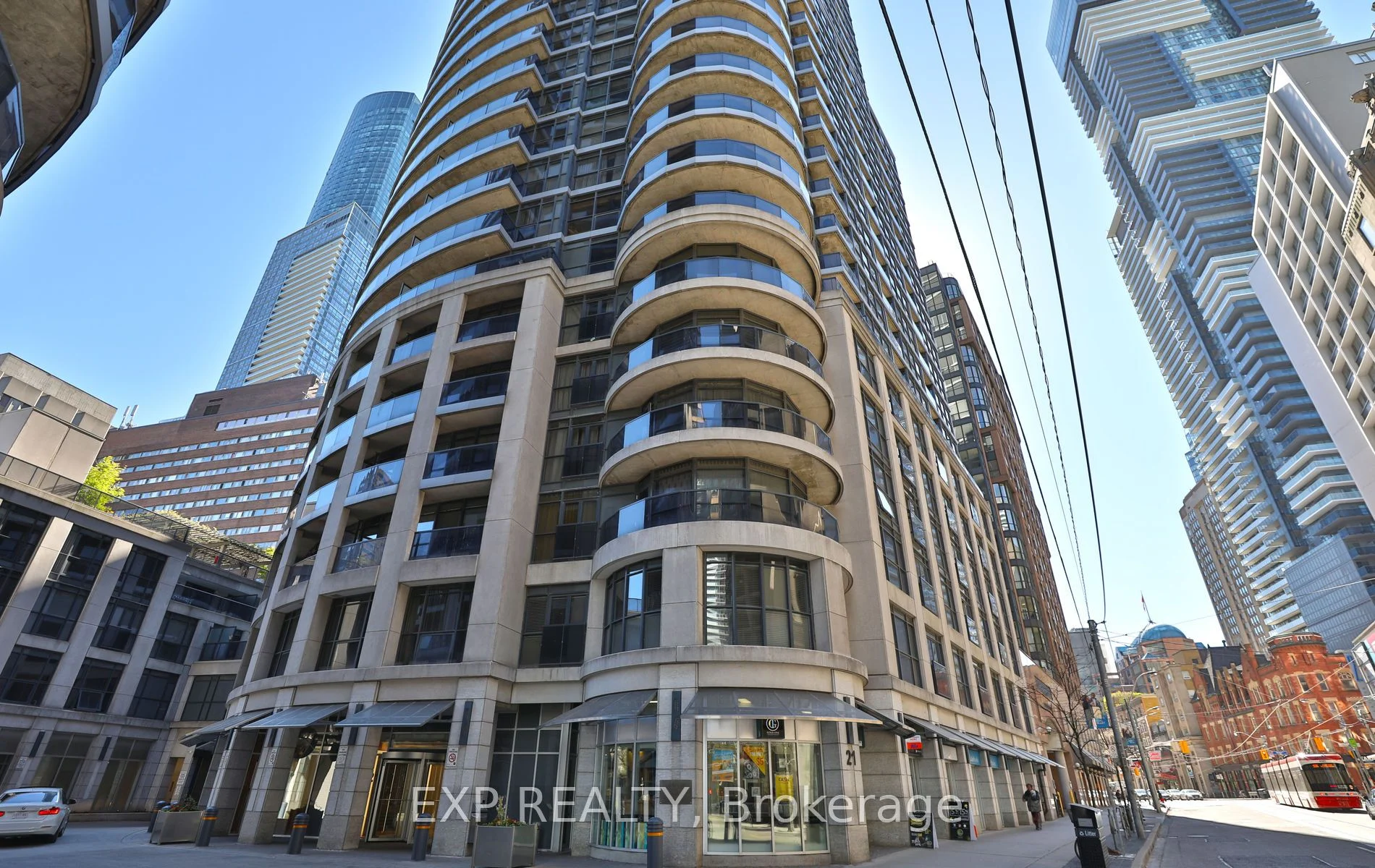 Condo Apartment in Toronto