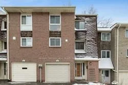 Condo Townhouse in Toronto