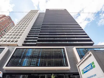 20 Edward Street 2720, Toronto C01, On M5g 1c9