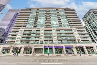 Condo Apartment in Toronto