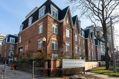 83 Lillian Street 3, Toronto C10, On M4s 2h7