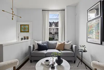 632 Wellington Street W, Toronto C01, On M5v 1g4