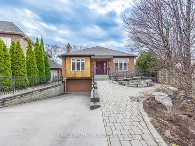 Detached in Toronto