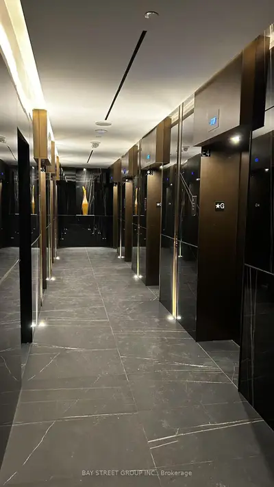 11 Yorkville Avenue 2407, Toronto C02, On M4w 1l2