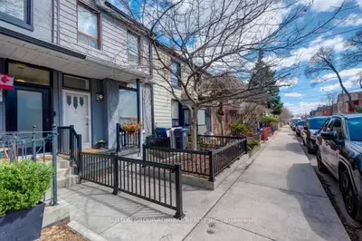 279 Claremont Street N, Toronto C01, On M6j 2n1