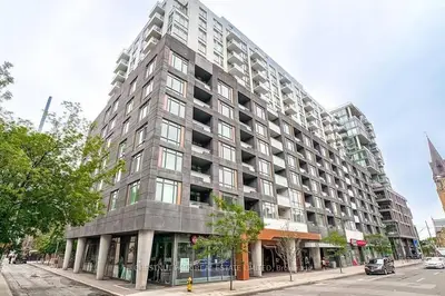 525 Adelaide Street W 701, Toronto C01, On M5v 1t4