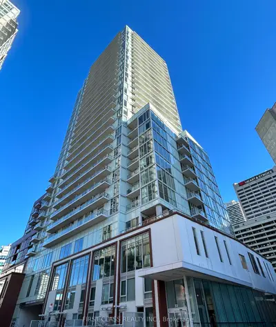 33 Helendale Avenue 2405, Toronto C03, On M4r 0a4