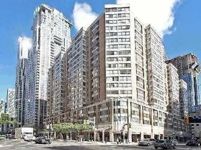 44 Gerrard Street W 1103, Toronto C01, On M5g 2k2