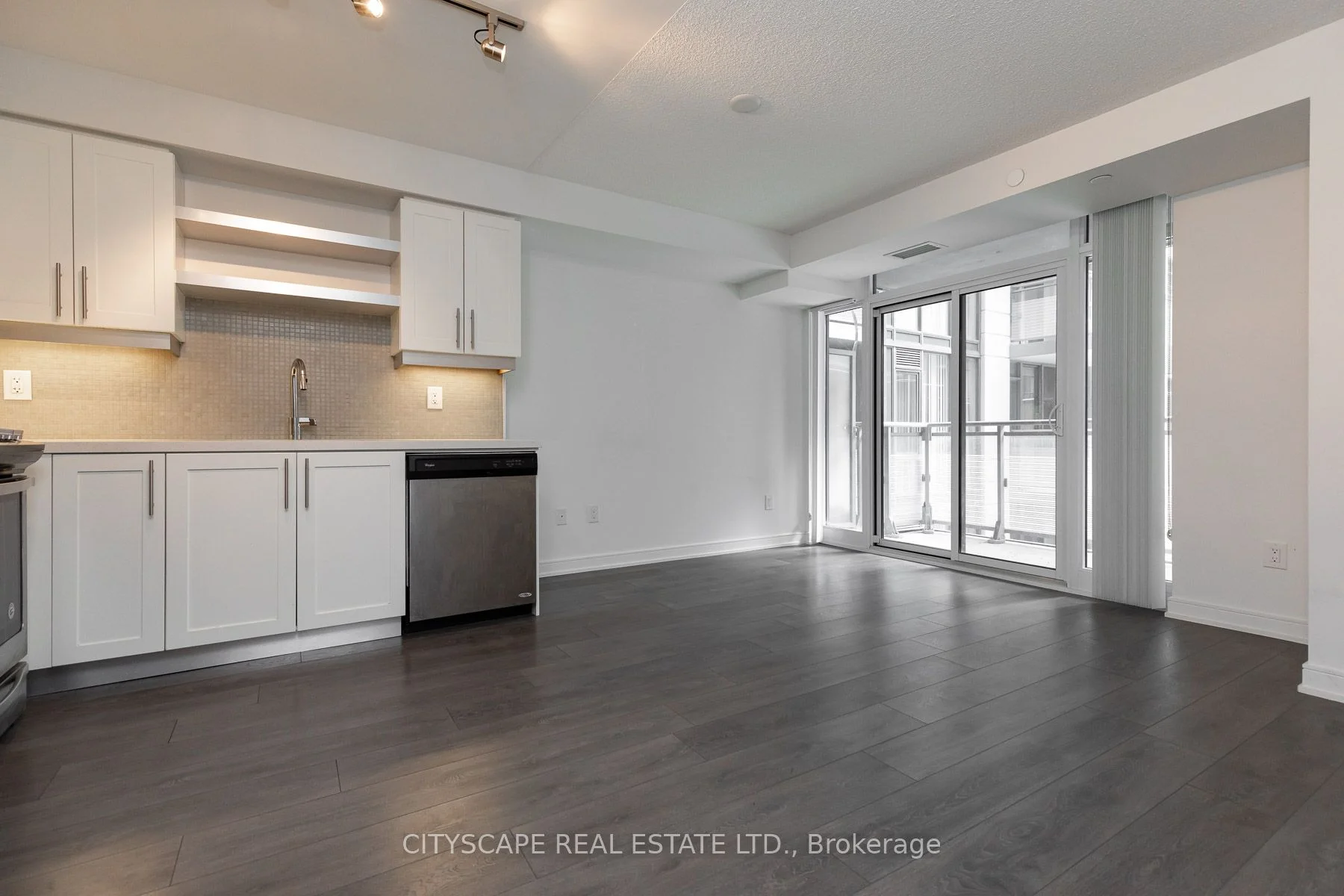 525 Adelaide Street W 702, Toronto C01, On M5v 1t6
