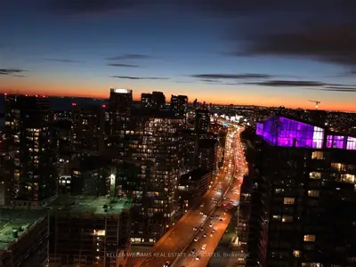 75 Queens Wharf Road 4009, Toronto C01, On M5v 0j8