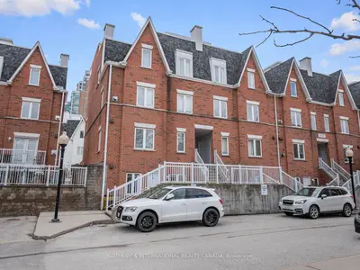 12 Sudbury Street 802, Toronto C01, On M6j 3w7