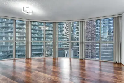 24 Wellesley Street W 1304, Toronto C01, On M4y 2x6