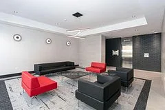 33 Isabella Street 2708, Toronto C08, On M4y 2p7