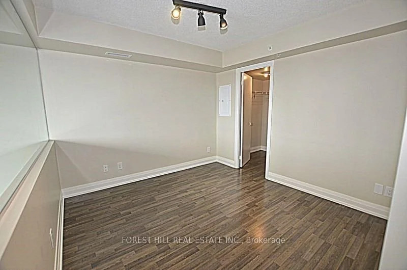 565 Wilson Avenue W506, Toronto C06, On M3h 5y6