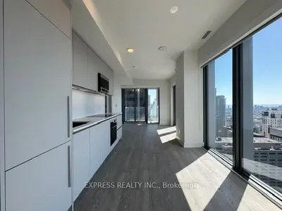 8 Cumberland Street 3903, Toronto C02, On M4w 0b6