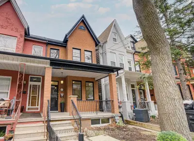 247 Palmerston Avenue, Toronto C01, On M6j 2j3