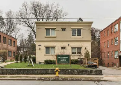 1303 Bayview Avenue 202, Toronto C11, On M4g 2z8