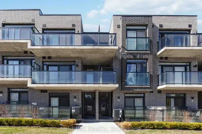Condo Townhouse in Toronto