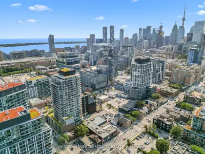 120 Parliament Street 1808, Toronto C08, On M5a 0n6