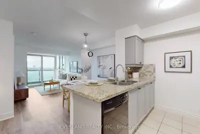25 Greenview Avenue 918, Toronto C07, On M2m 1r2