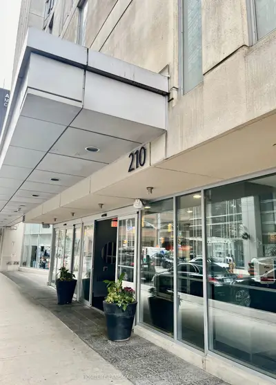 210 Victoria Street 605, Toronto C08, On M5b 2r3