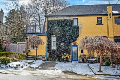 49 Coulson Avenue, Toronto C03, On M4v 1y3