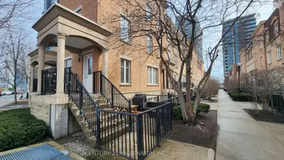 34 Western Battery Road 442, Toronto C01, On M6k 3n9