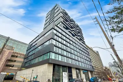 Condo Apartment in Toronto