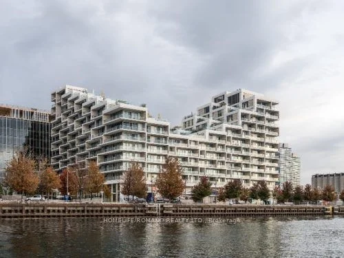 118 Merchants' Wharf 513, Toronto C08, ON M5A 0L3