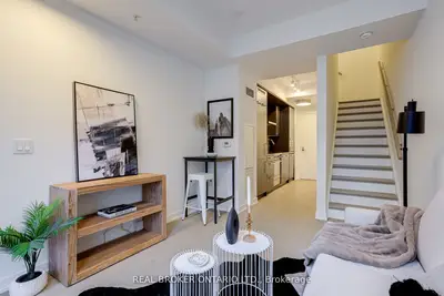 455 Front Street E S102, Toronto C08, On M5a 0g2