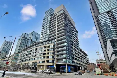 Condo Apartment in Toronto