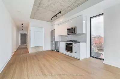 195 Mccaul Street 506, Toronto C01, On M5t 0e5