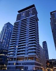 25 Holly Street 2404, Toronto C10, On M4s 0e3