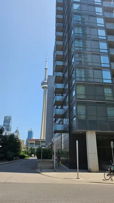 Condo Apartment in Toronto