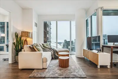 115 Blue Jays Way 3605, Toronto C01, On M5v 0n2