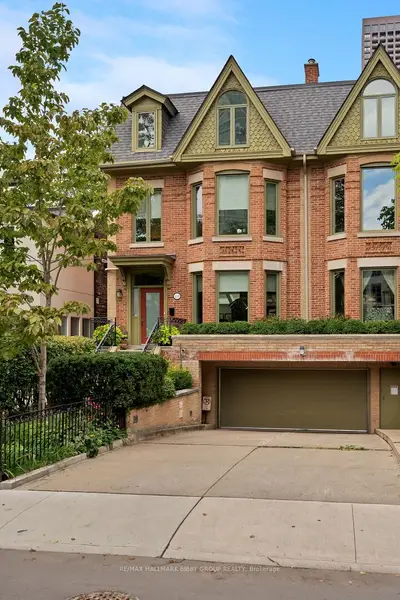 38 Earl Street 1, Toronto C08, On M4y 1m3
