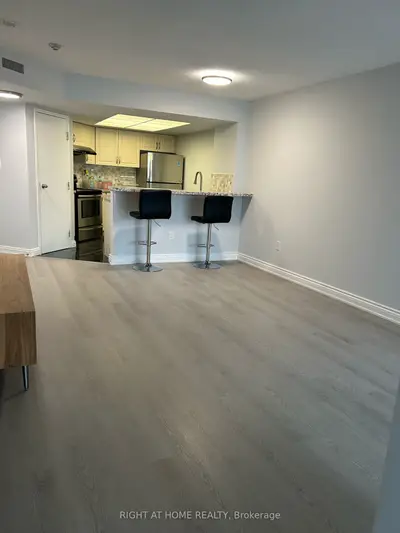 1001 Bay Street 2318, Toronto C01, On M5s 3a6