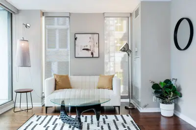 33 Lombard Street 412, Toronto C08, On M5c 3h8