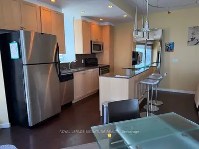 8 York Street 3512, Toronto C01, On M5j 2y2