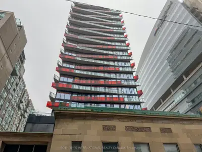 215 Queen Street W 2203, Toronto C01, On M5v 0p5