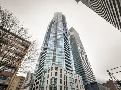 45 Charles Street E 708, Toronto C08, On M4y 0b8