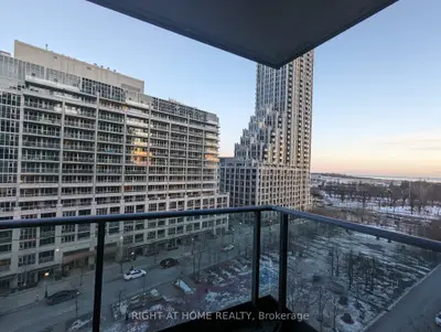 Condo Apartment in Toronto