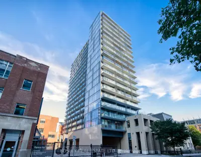 Condo Apartment in Toronto