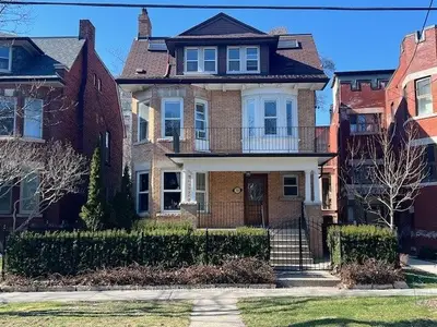 30 Rowanwood Avenue 2, Toronto C09, On M4w 1y7