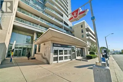 Condo Apartment in Toronto