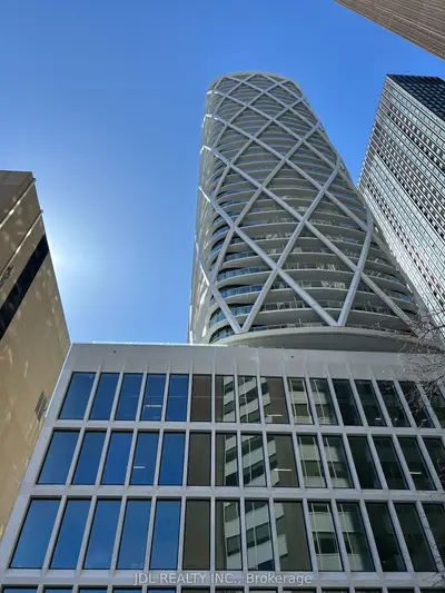230 Simcoe St Street S 2917, Toronto C01, On M5t 0g7